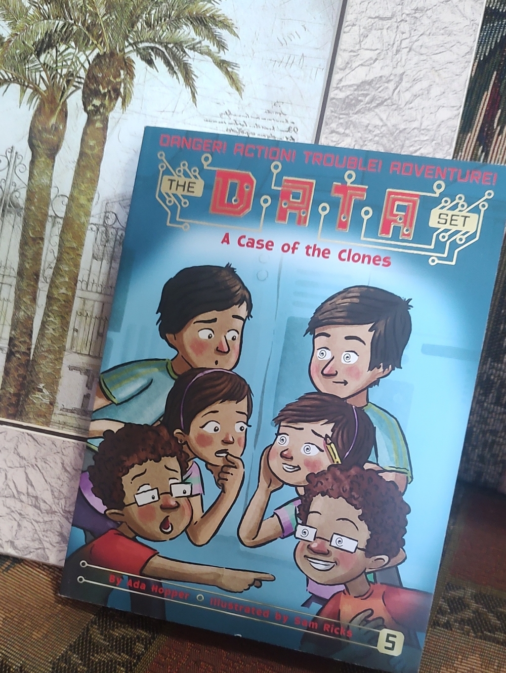 The Data: A Case of the Clones Illustrated Book - 2016